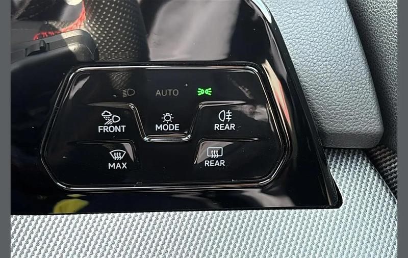 Used VW Golf VIII GTI Clubsport 300 HP (220 kW) 2025 Blue Hatchback