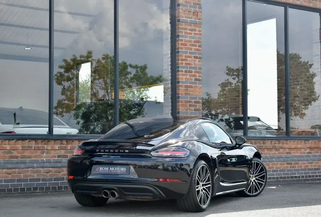 Used Porsche 718 Cayman 300 HP (220 kW) 2017 Black Coupe