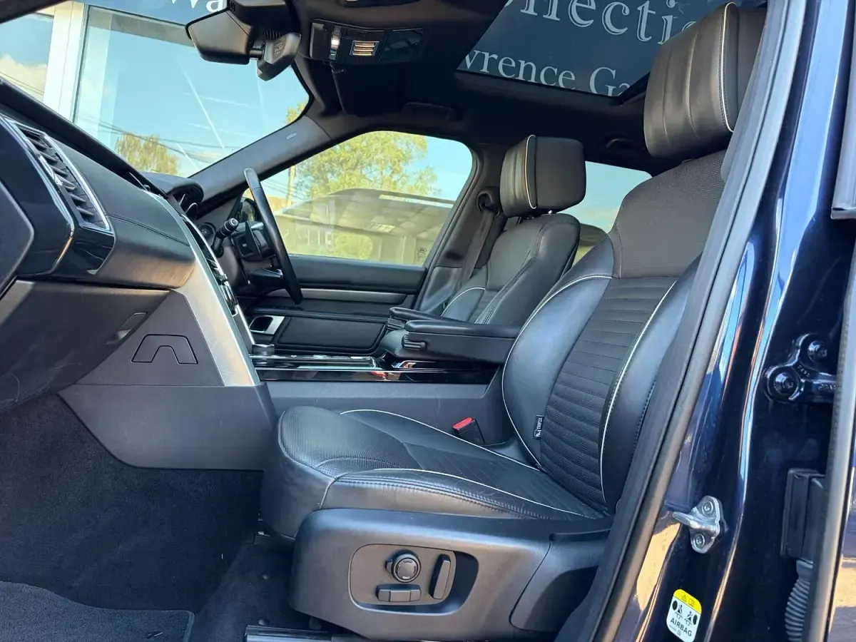 Used Land Rover Discovery HSE Luxury 2017 Blue SUV