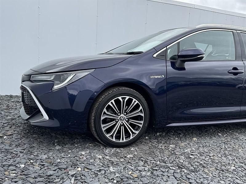 Used Toyota Corolla 122 HP (89 kW) 2021 Blue Estate