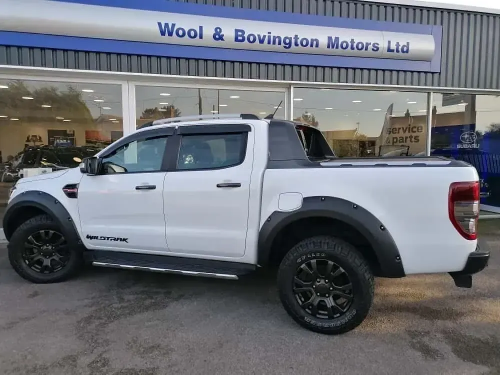 Käytetty Ford Ranger Wildtrack 210 HP (154 kW) 2022 Valkoinen Nouto