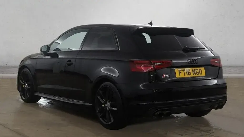 Usado Audi S3 Sportback Design 2016 Preto Citadino