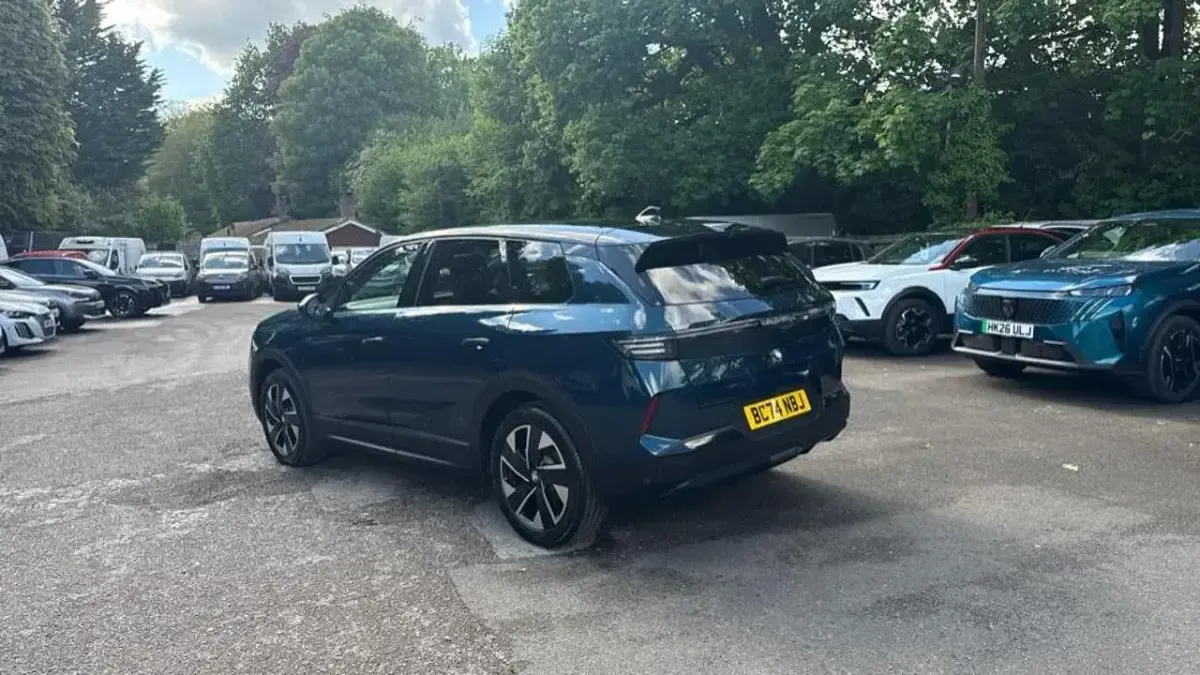Used Vauxhall Grandland X Ultimate 134 HP (98 kW) 2025 Blue SUV