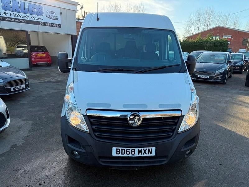 Used Vauxhall Movano 2018 White MPV