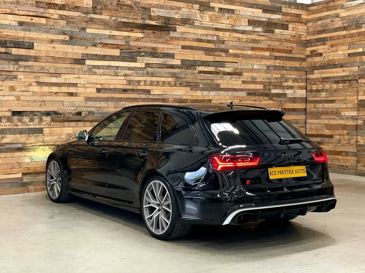 Used Audi RS6 Performance 2016 Black Estate
