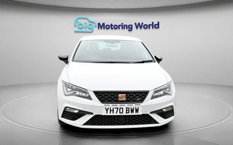 Used Seat Leon Cupra 290 290 HP (213 kW) 2020 White Hatchback