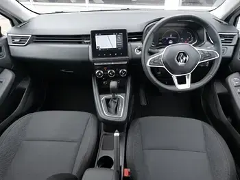 Used Renault Clio Evolution 145 HP (106 kW) 2023 White Hatchback