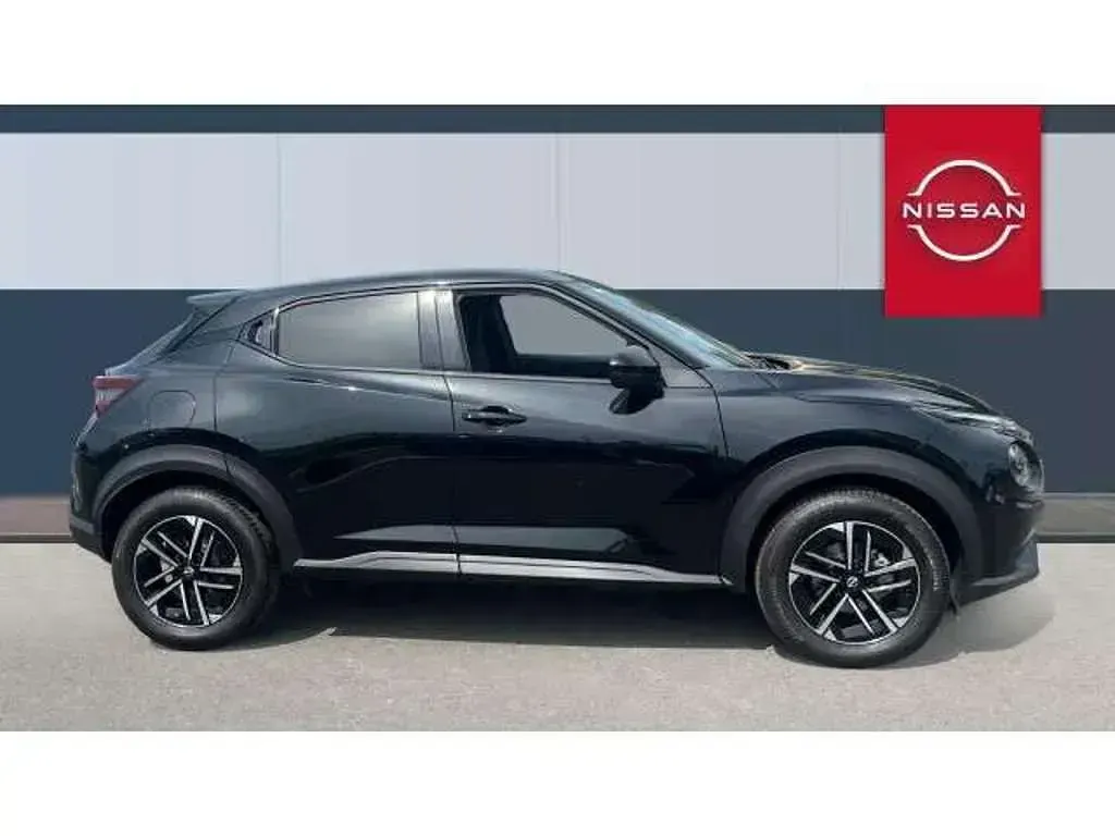 Used Nissan Juke N-Connecta 114 HP (83 kW) 2025 Black SUV