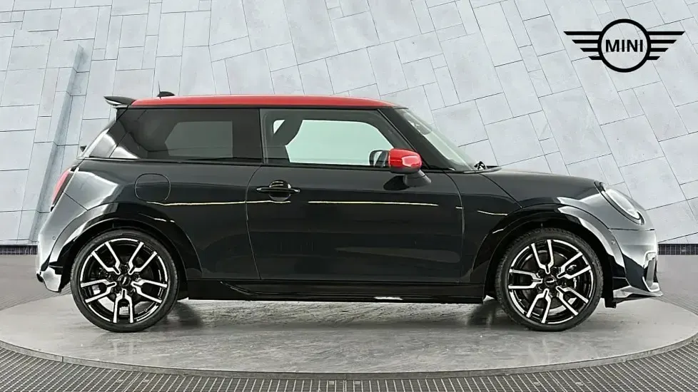 Używany Mini Cooper S Hatch 201 KM (147 kW) 2025 Szary Hatchback
