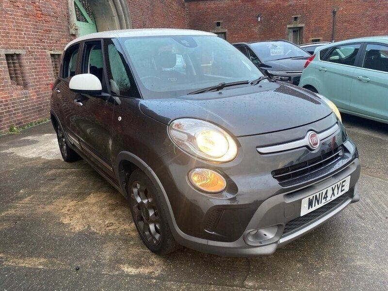Grey Used 2014 Fiat 500L Trekking MPV | £3,254 (Fair price) - Image 1/4