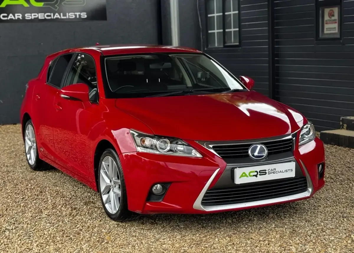 Used Lexus CT200h 2014 Red Hatchback