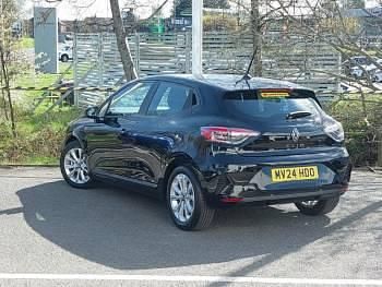 Used Renault Clio V Evolution 143 HP (105 kW) 2024 Black Hatchback
