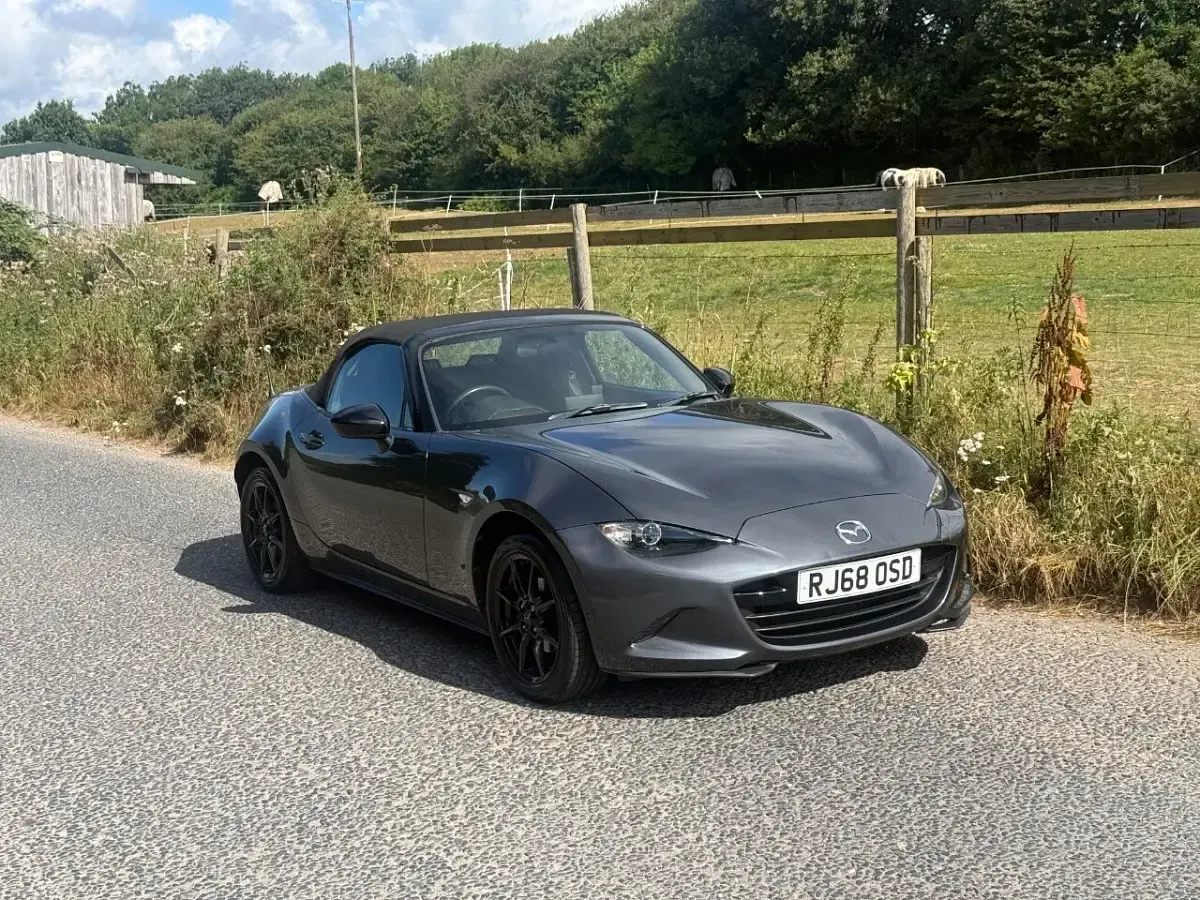 Used Mazda MX5 132 HP (97 kW) 2018 Grey Cabriolet