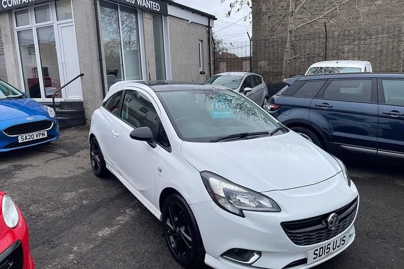 Used Vauxhall Corsa Edition 100 HP (73 kW) 2015 White Hatchback