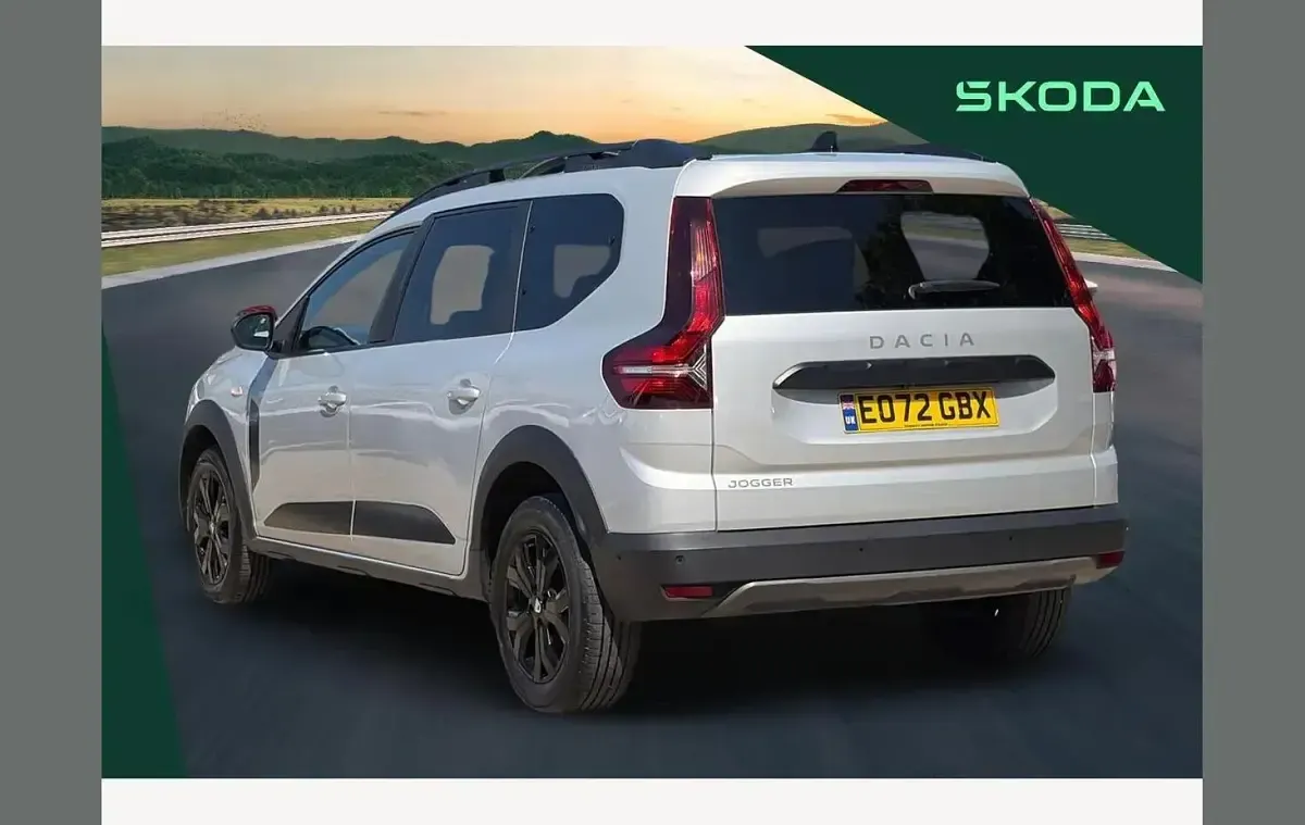 Used Dacia Jogger Extreme 110 HP (80 kW) 2022 Moonstone grey MPV