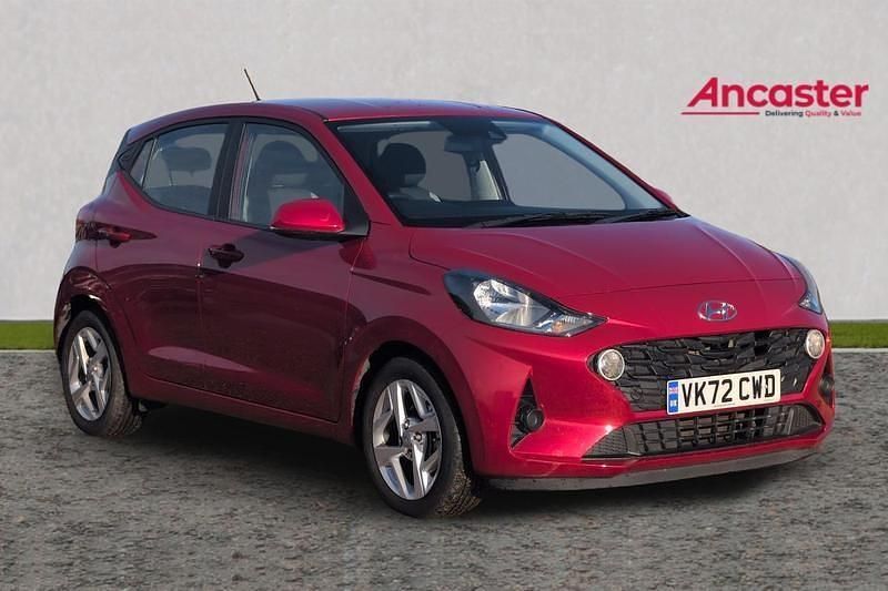 Used Hyundai i10 SE 83 HP (61 kW) 2022 Red Hatchback