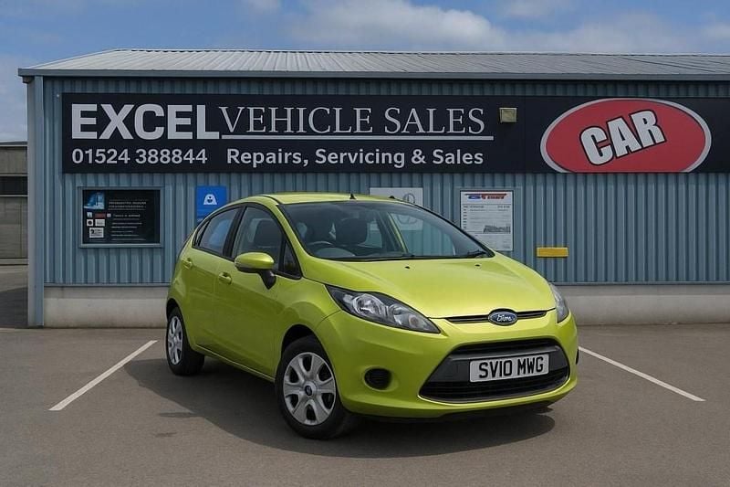 Green Used 2010 Ford Fiesta Hatchback | £3,495 (Fair price) - Image 1/4