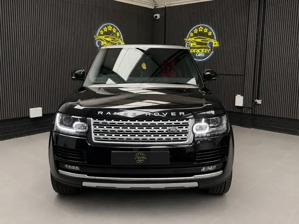 Begagnad Land Rover Range Rover Vogue 258 HK (189 kW) 2015 Svart SUV