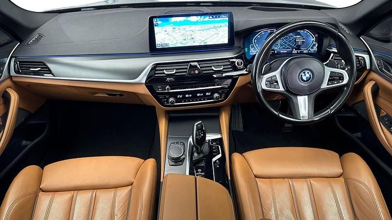 Used BMW 530e M Sport 288 HP (211 kW) 2023 Black Estate