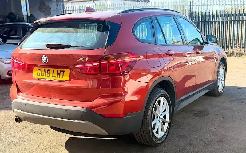 Used BMW X1 140 HP (102 kW) 2018 Orange SUV