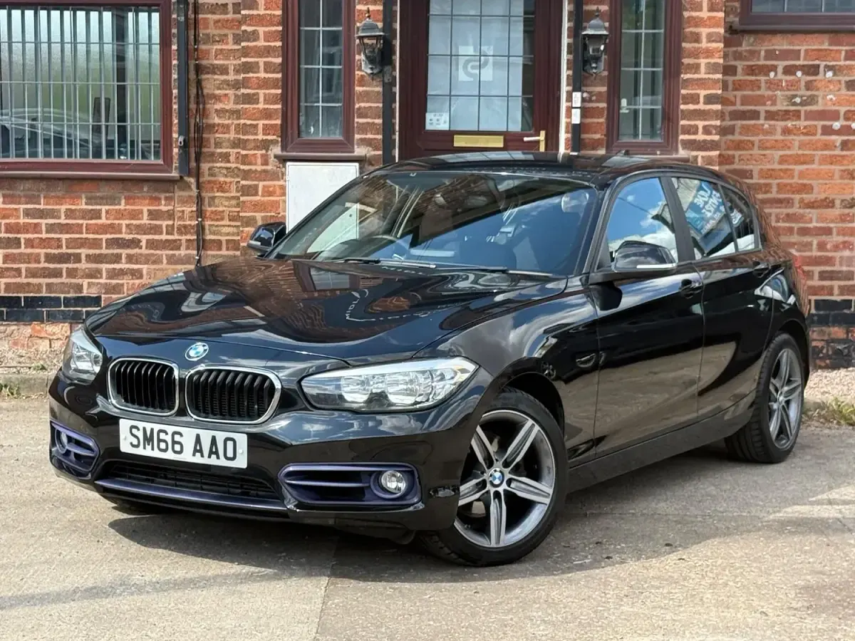 Used BMW 120 Sport Line 2016 Black Hatchback