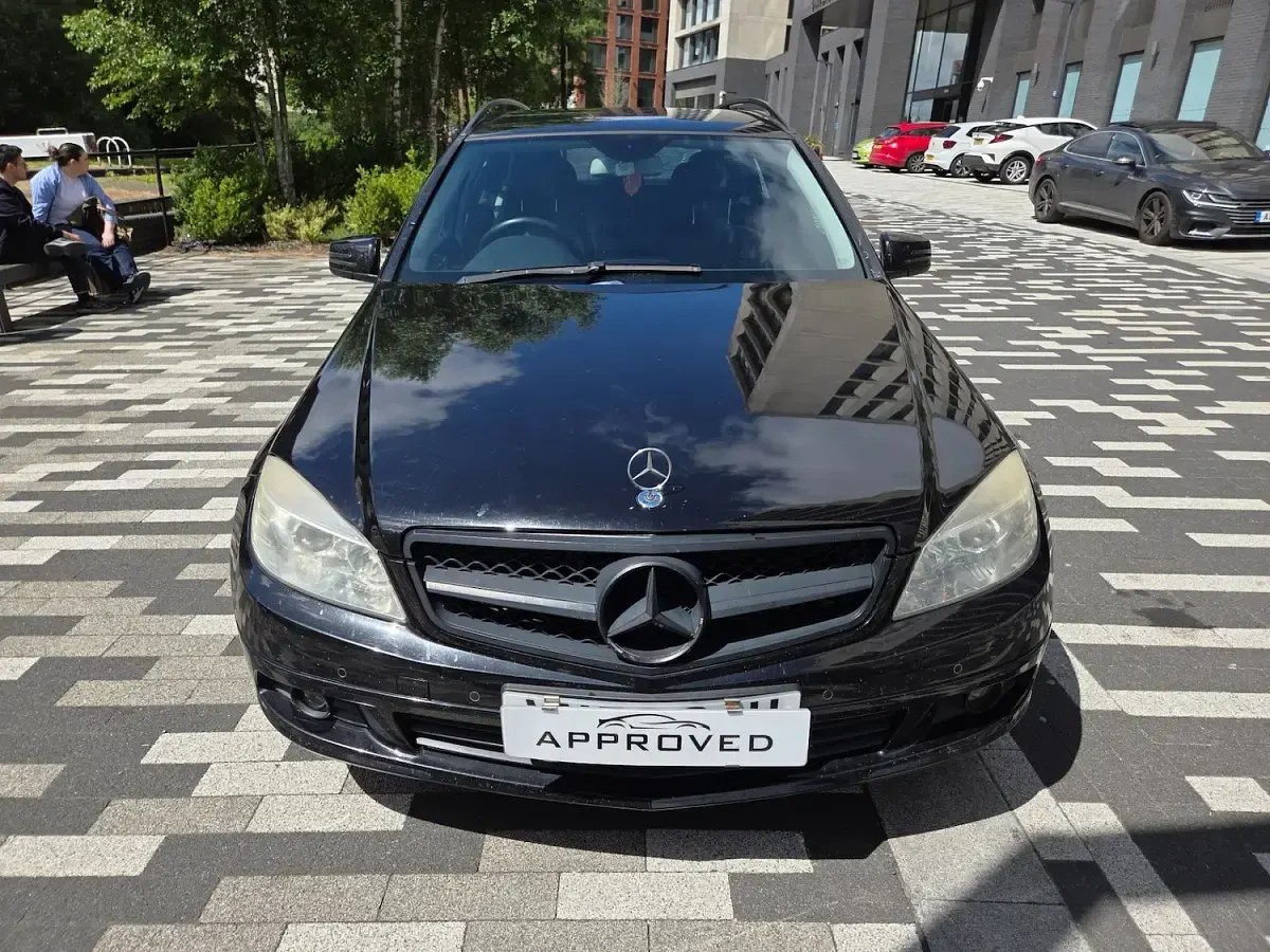 Used Mercedes C250 2009 Black Estate