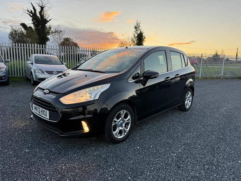 Black Used 2013 Ford B-MAX Zetec MPV | £2,995 (Fair price) - Image 1/4
