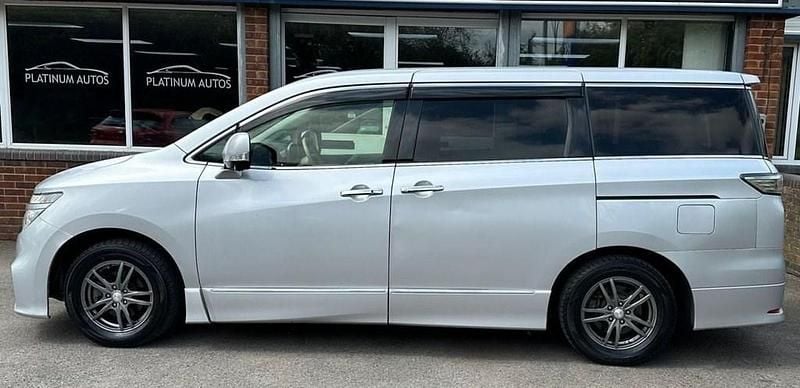 Used Nissan Elgrand 2012 Silver MPV