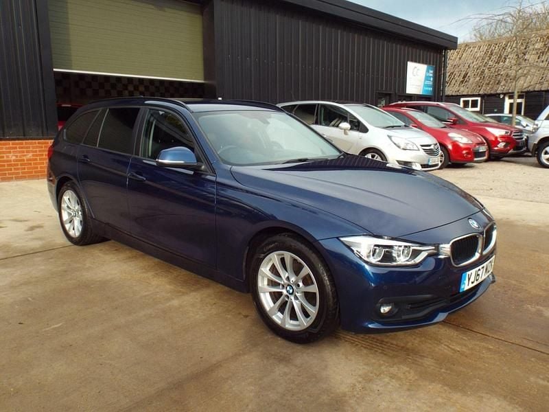 Blue Used 2018 BMW 320 Estate | £10,795 (Super price) - Image 1/4