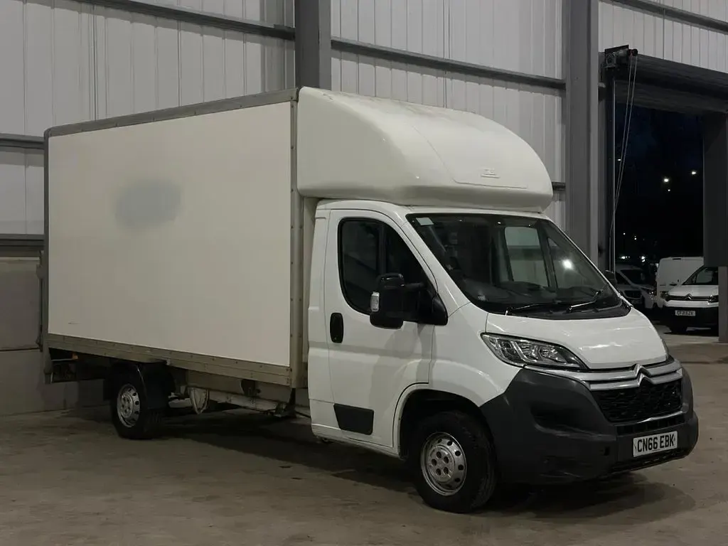 Used Citroën Relay 130 HP (95 kW) 2017 White Van