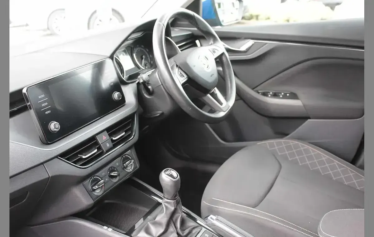 Used Skoda Scala SE 94 HP (69 kW) 2019 Blue Hatchback
