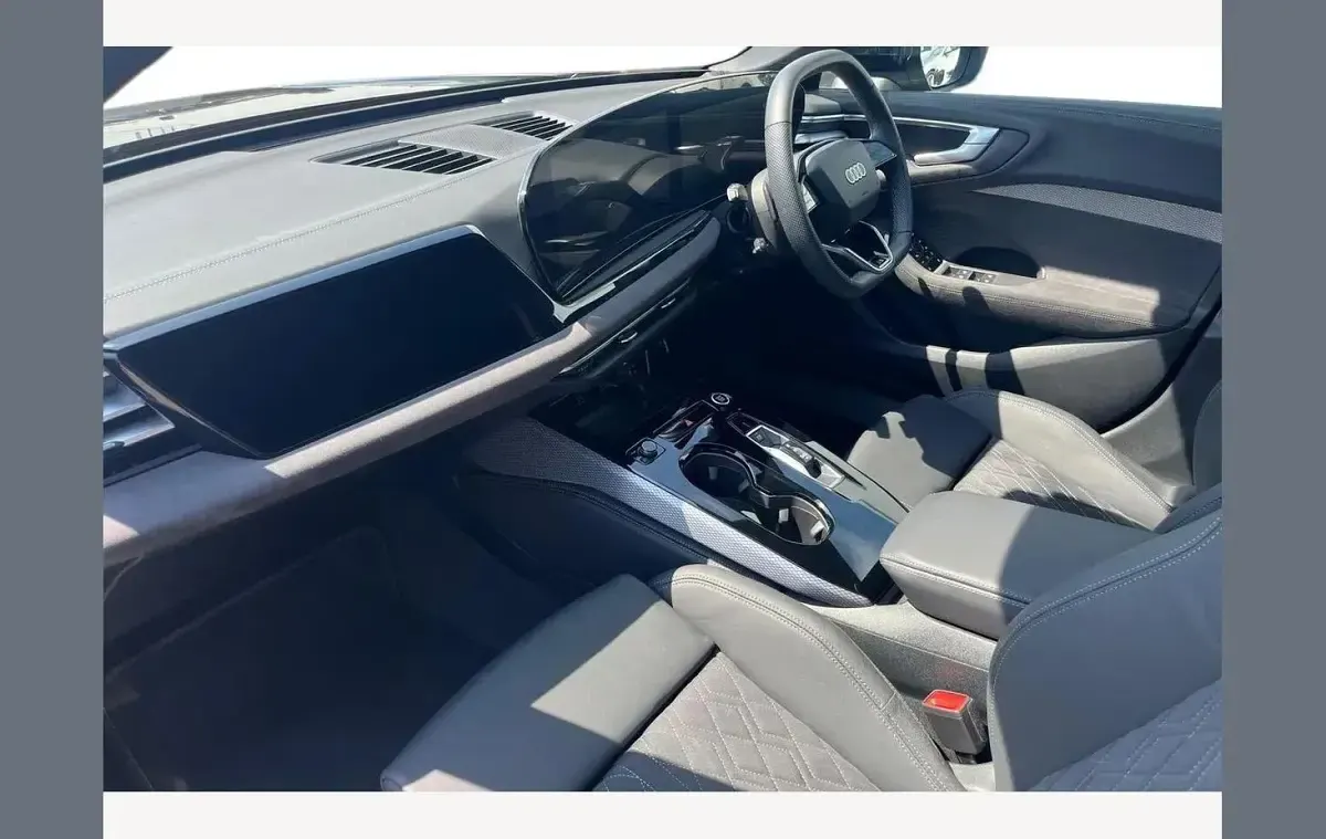 Used Audi A5 Advanced 204 HP (150 kW) 2025 Grey Estate
