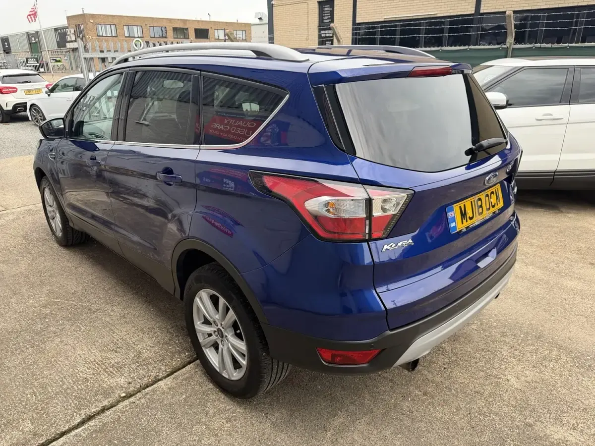 Used Ford Kuga Zetec 120 HP (88 kW) 2018 Blue SUV