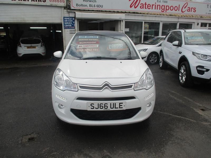 Begagnad Citroën C3 Platinum 2016 Vit Halvkombi