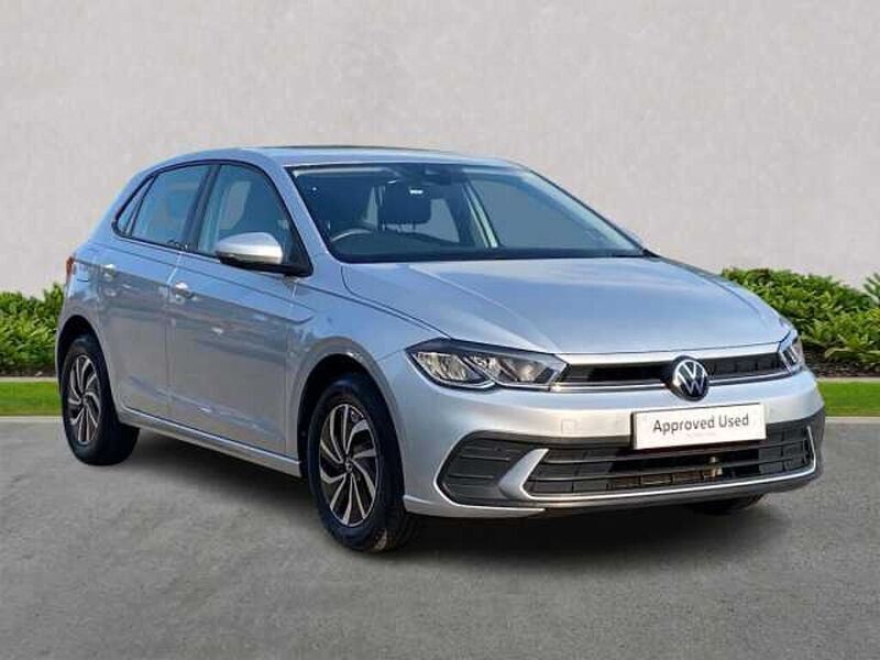 Used 2021 VW Polo Life | £14,972 (Fair price) - Image 1/4