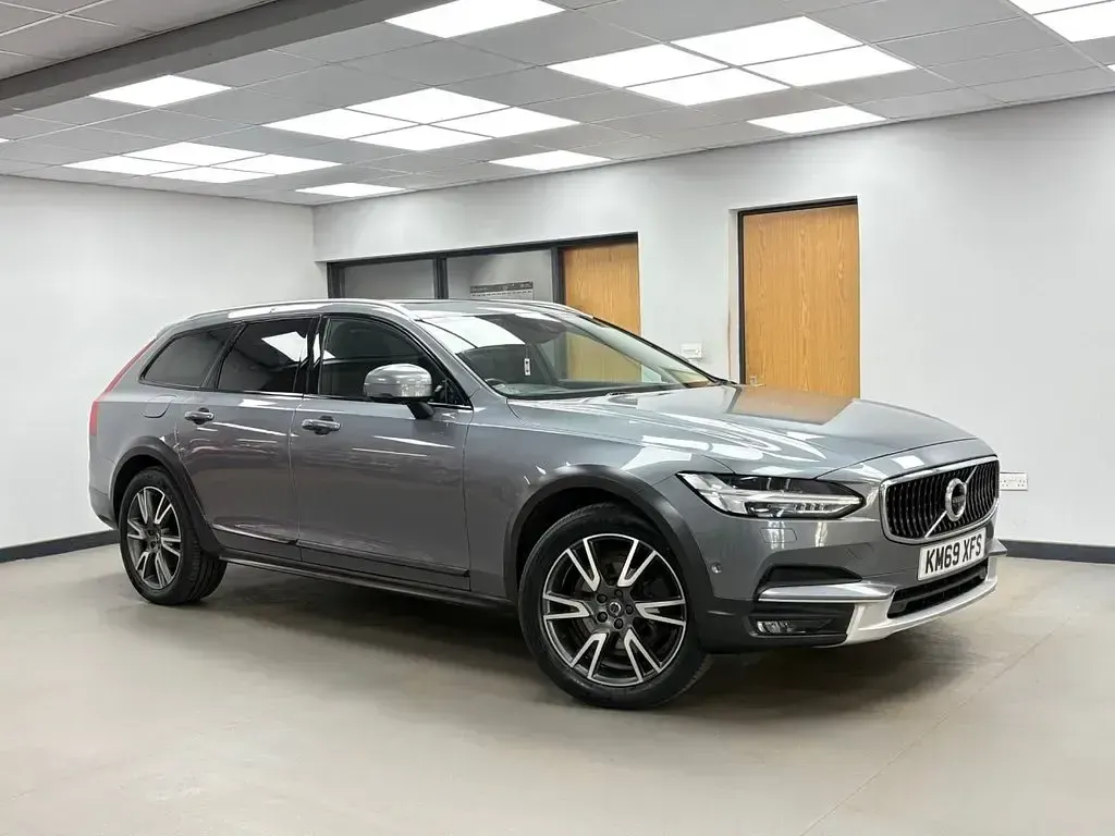 Used Volvo V90 CC Plus 190 HP (139 kW) 2019 Grey Estate