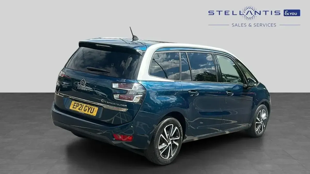 Used Citroën C4 SpaceTourer Shine 127 HP (93 kW) 2021 Blue MPV