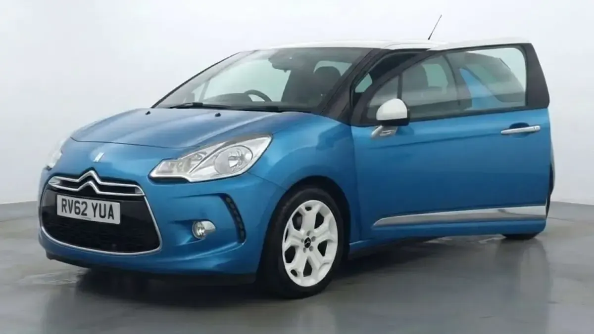 Used Citroën DS3 120 HP (88 kW) 2012 Blue Hatchback