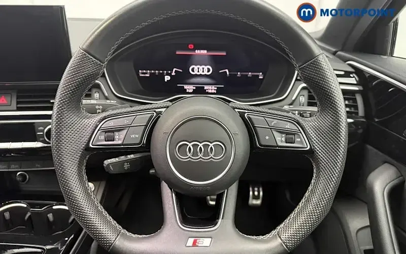 Used Audi A4 Black Edition 150 HP (110 kW) 2024 Blue Sedan