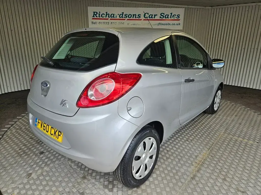 Used Ford Ka Studio 69 HP (50 kW) 2010 Silver Hatchback