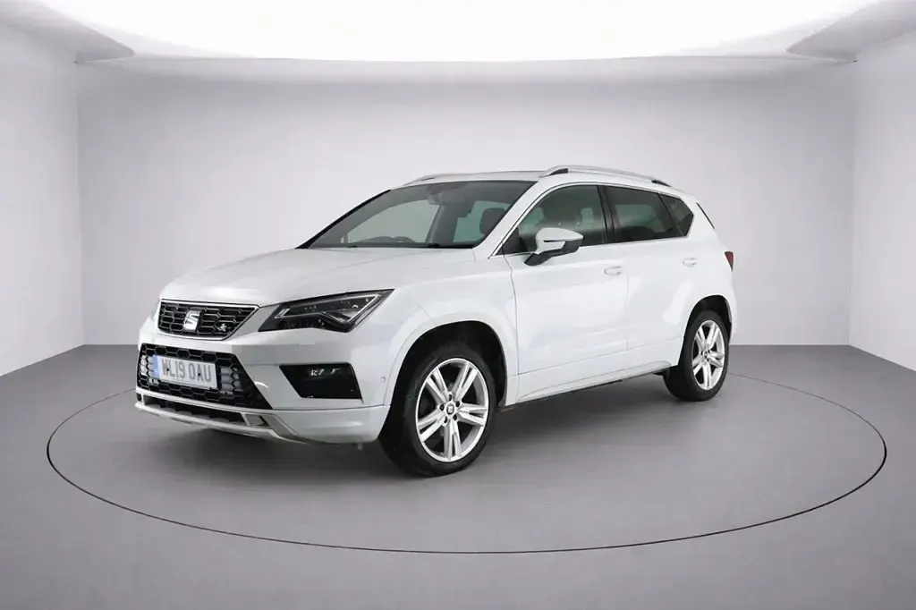 Begagnad Seat Ateca FR 150 HK (110 kW) 2019 Vit SUV