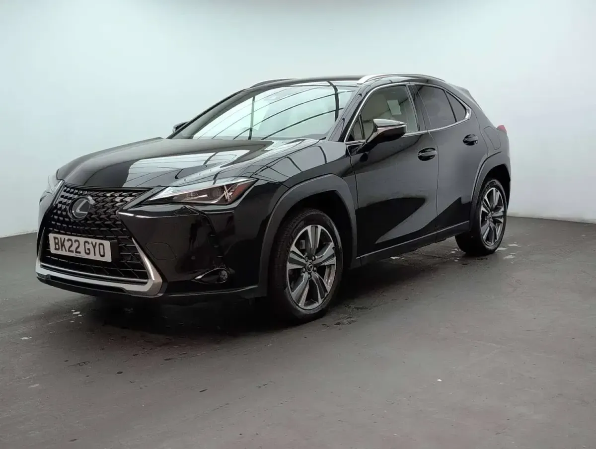 Used Lexus UX 300e 150 kW (204 HP) 2022 Black SUV