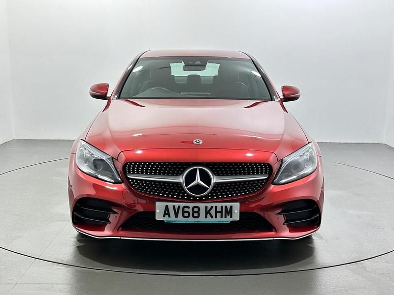 Usado Mercedes C300 AMG Line Premium 258 CV (189 kW) 2018 Rojo Berlina