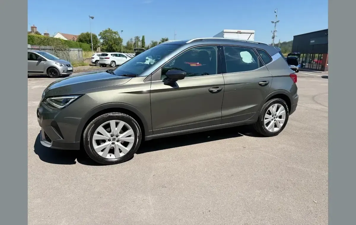 Used Seat Arona Xperience 108 HP (79 kW) 2023 Green SUV