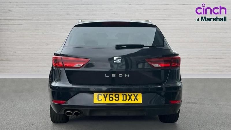 Używany Seat Leon XCELLENCE Lux 150 KM (110 kW) 2020 Czarny