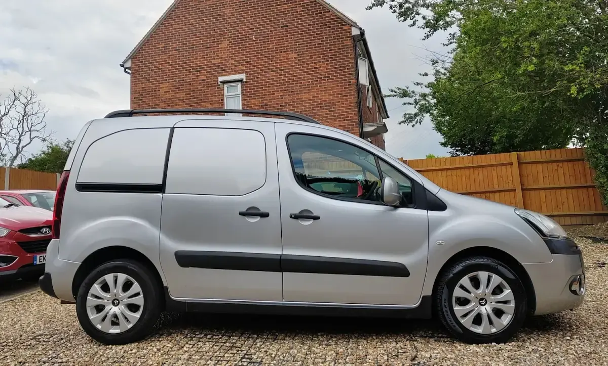 Used Citroën e-Berlingo XTR 2015 Silver MPV