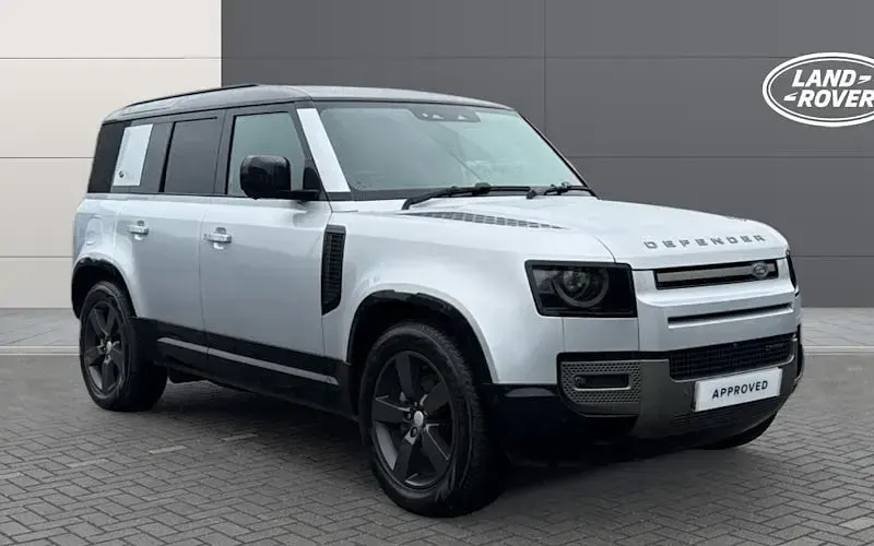 Used Land Rover Defender SE Dynamic 249 HP (183 kW) 2024 SUV