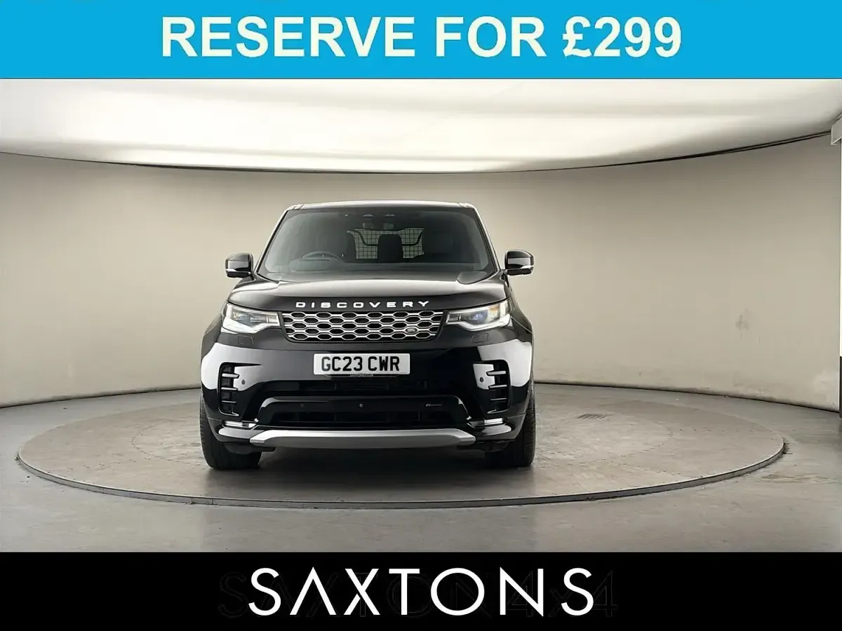 Used Land Rover Discovery S 2023 Santorini black SUV