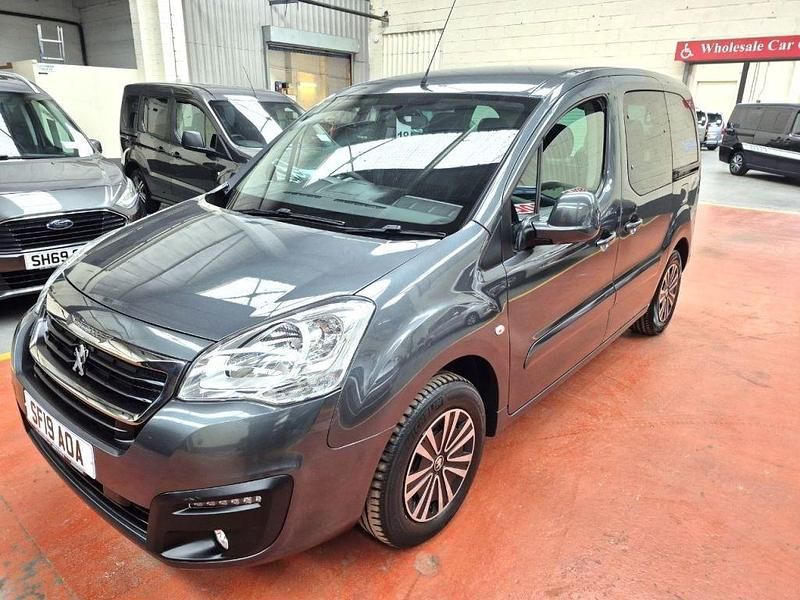 Used Peugeot Partner S 2019 Grey MPV