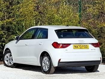 Used Audi A1 Design 95 HP (69 kW) 2021 White SUV
